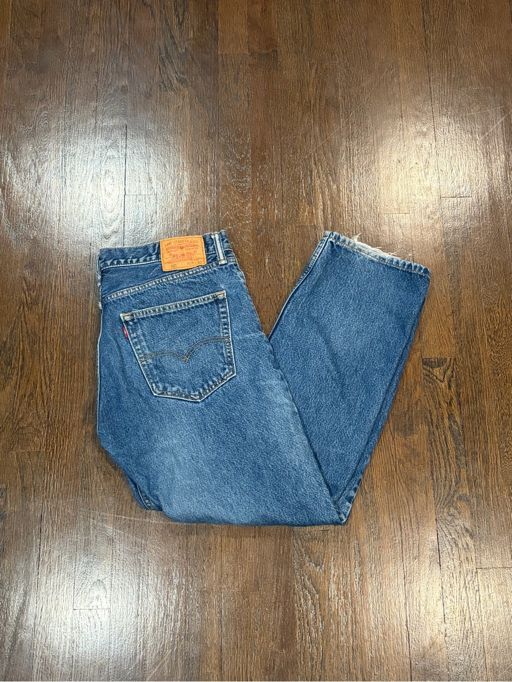 Levi’s baggy 505 blue jeans